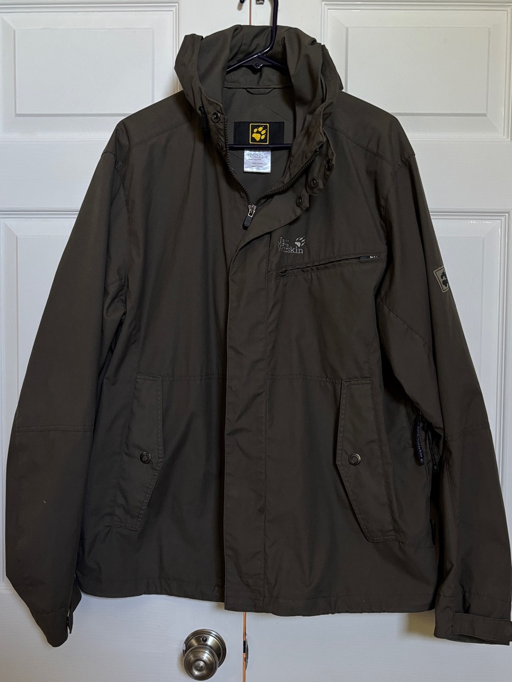 Jack Wolfskin Men’s XL Hooded Windbreaker Jacket Olive Hiking Outdoor Vent Zip